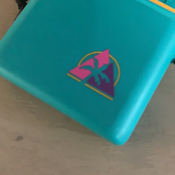 VTG 90s Container For Keys/Money Waterproof Beach - Picture 5 of 7